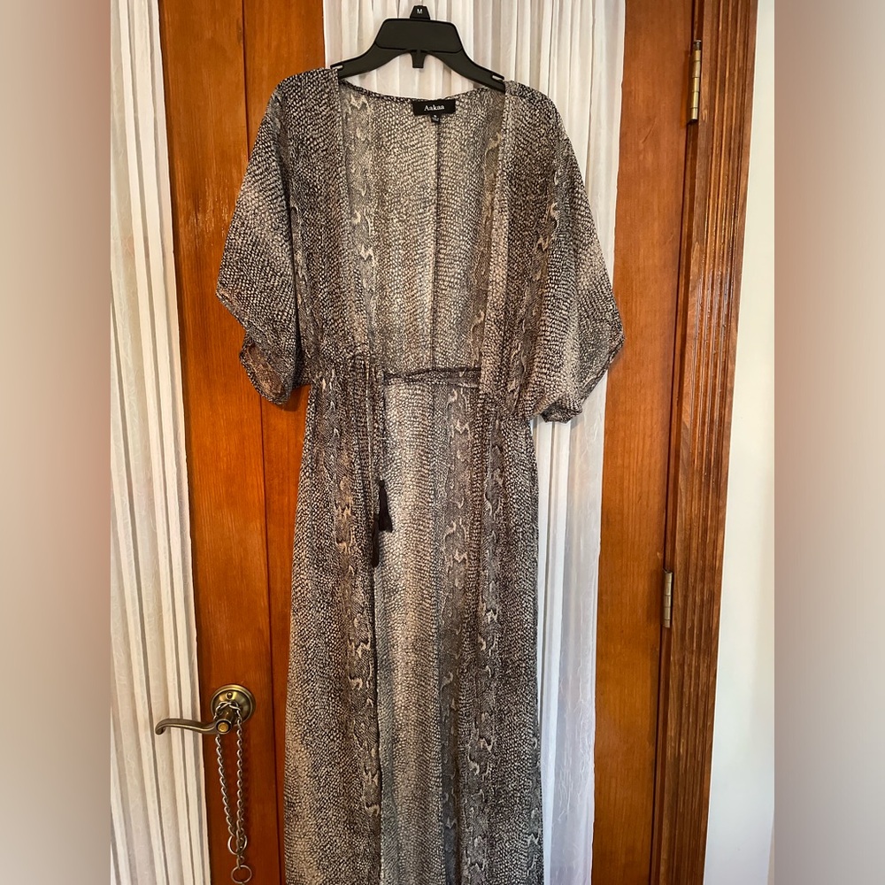 LAST DAY LEFT TO BUY Animal Print Kimono